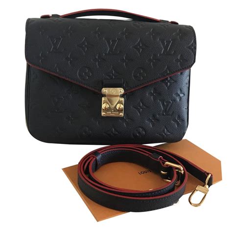 louis vuitton pochette metis leather